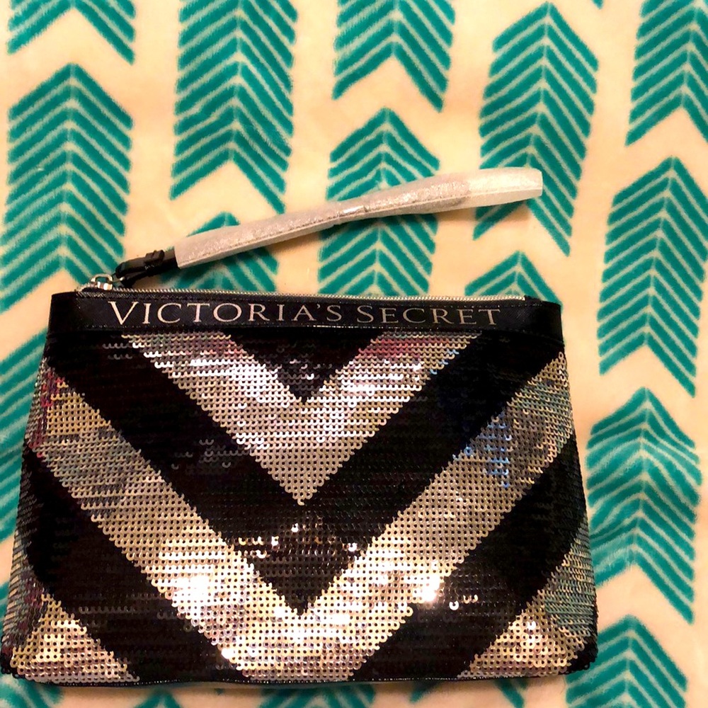 Women’s makeup bag